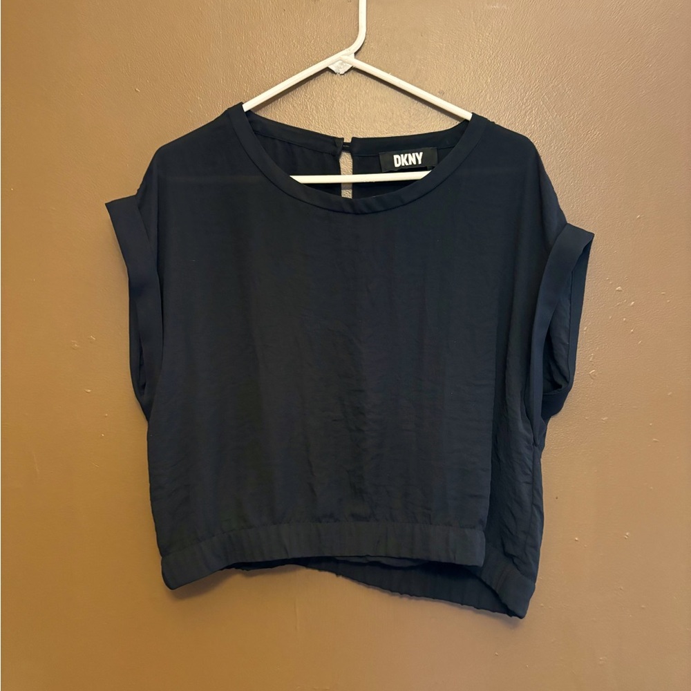 Black DKNY short sleeve top size medo